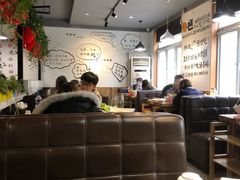 大堂-珍巴奴毛肚牛肉小火锅(四惠店)