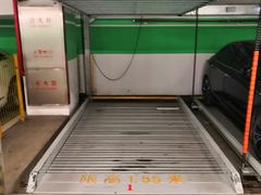 -徐汇日月光地下停车场
