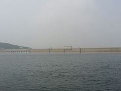 船上看丰满大坝-松花湖风景名胜区