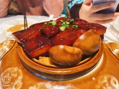 紫砂红烧肉-松鹤楼·非遗·苏帮菜(融科店)