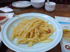 -临街徽菜馆·正宗黄山味