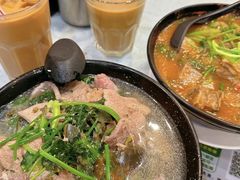 豬潤牛肉皮蛋芫茜米粉-华嫂冰室(尖沙咀店)