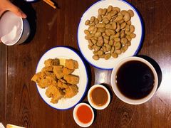 油炸臭豆腐-咸亨酒店•非遗绍兴菜•中华老字号(堂吃餐厅)