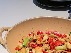 -八府香鸭·啫啫煲(华山路店)