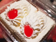 -红宝石·鲜奶小方·海派西点房(万航店)