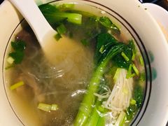 鸭血粉丝汤-有家生煎(三里屯店)