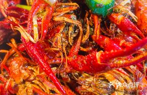 Dry-Fried Lobster with Braising