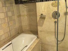 -岳阳阿波罗御庭酒店(岳阳楼区南湖广场店)