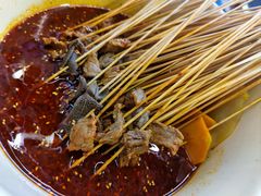 -拈签一笑黄牛肉辣卤串串