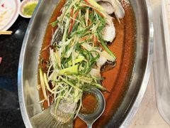 -光海鲜鱼翅餐厅(叻差拉披色路店)
