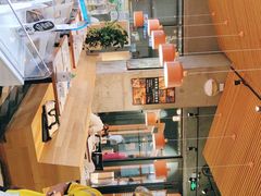 -Dough&Joe团憩(瑞虹天地月亮湾店)