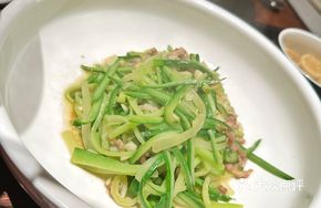 Cucumber and Lettuce Shreds