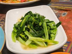 -乡村馕坑肉·烧烤·新疆菜·本地人更爱吃(阿勒泰首店)