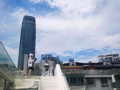 -包整·丝娃娃(一览甲秀楼风景店)