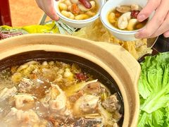 -威邵鸡煲(西华路总店)