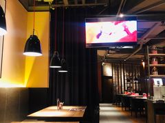 大堂-青年公社烤鸭(滨湖银泰店)
