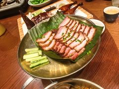 -老滇山寨•云南特色菜•地方菜•民族风情歌舞表演(金碧店)