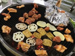 -小辣椒汤锅烧烤(温泉南街店)