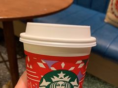 -星巴克臻选(上海虹桥新天地三店)