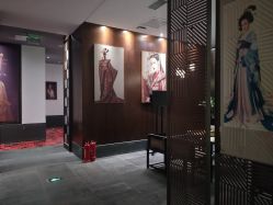 点击看大图 -盘子女人坊古装写真摄影(长春总店)