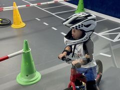 -八爪矩阵极限运动馆·儿童平衡车·感统训练(南海子公园校区)