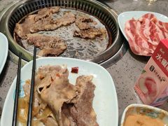 -金滏山烤肉·海鲜·火锅自助餐厅(襄阳万达店)