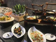 -BLU 全日制餐厅(上海安曼纳卓悦酒店)