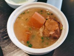 野莲藕排骨汤-简小舍·民间手艺菜(武昌江滩店)