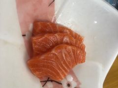 -锤头鲨毛肚海鲜烤肉自助餐厅(国购广场店)