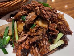 -泉畔人家·老济南经典鲁菜(大明湖店)