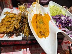 -威记烧嘢·南宁烧烤·超级生牛(绿地店)