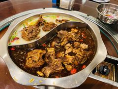 -亿诣蝎府炸酱面羊蝎子火锅(酷车小镇店)