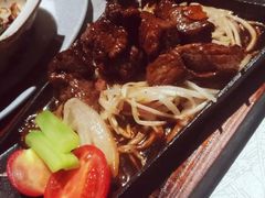 铁板牛肉-穹六人间 people 6(岳阳路店)