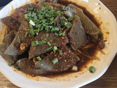 -三文彩虹鳟鱼庄