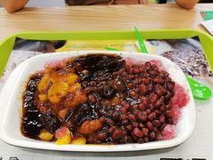 老味杏肉红豆冰-MOMO冰品·生巧汤圆(红桥店)