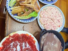-沸炉重庆老火锅(军事博物馆店)