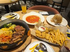 -菲滋意式餐厅(富阳东方茂店)