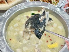 -丹水桥地锅鱼·翘嘴鲌·地方特色全鱼宴(丹江口大坝店)