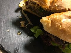 -HIGH FIVE哈福手工汉堡(桂林路店)