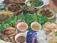 -沐毫傣泐云南菜孔雀宴•手抓饭傣味烧烤(曼听公园店)
