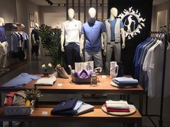 -王府井百货熙地港店
