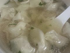 -周震馄饨