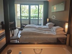 -西双版纳融创皇冠假日度假酒店