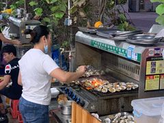 -蚝哥花姐湛江烤生蚝(美丽湾市场店)