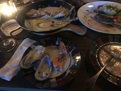 -SISTERS BAR RESTAURANT川意酒馆(嘉善老市H楼店)