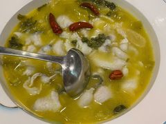 青花椒酸菜鲈鱼-船歌·鱼水饺青岛菜(合肥路永旺店)