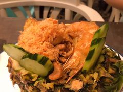 菠萝海鲜炒饭-美奈小馆·越南料理(中航城君尚购物中心店)