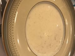 奶油松茸蘑菇汤-莫斯科餐厅