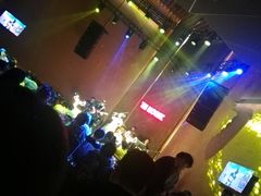 -TZ House音乐现场(来福士中心店)