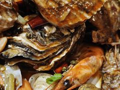 -东来菜馆•手抓海鲜家常菜•海鲜锅贴(鸽子窝店)